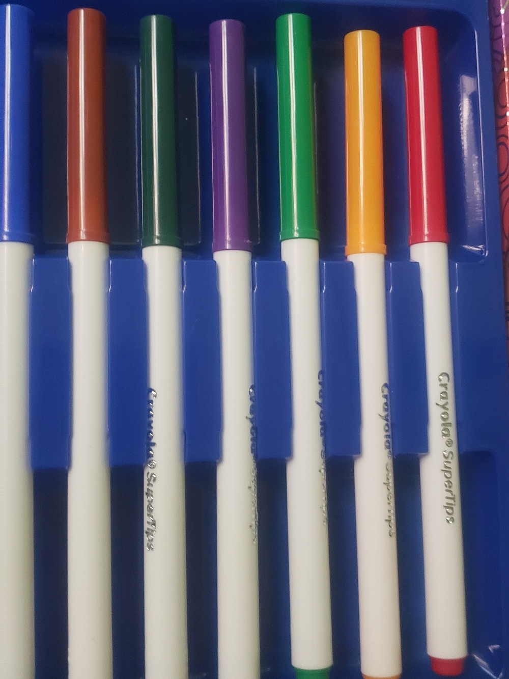 Brand new "Crayola' Imagination Art Set- Crayons, Markers and Colored Pencils - Picture 9 of 11